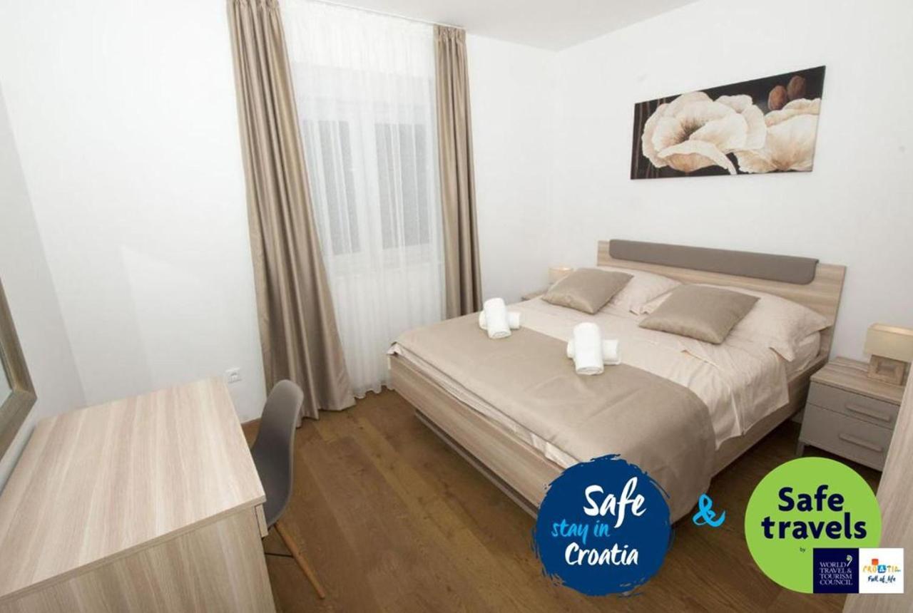 Lct Apartment Laura Omis Luaran gambar