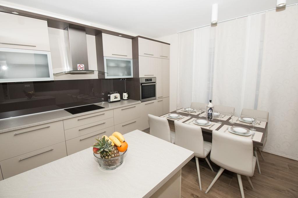 Lct Apartment Laura Omis Luaran gambar