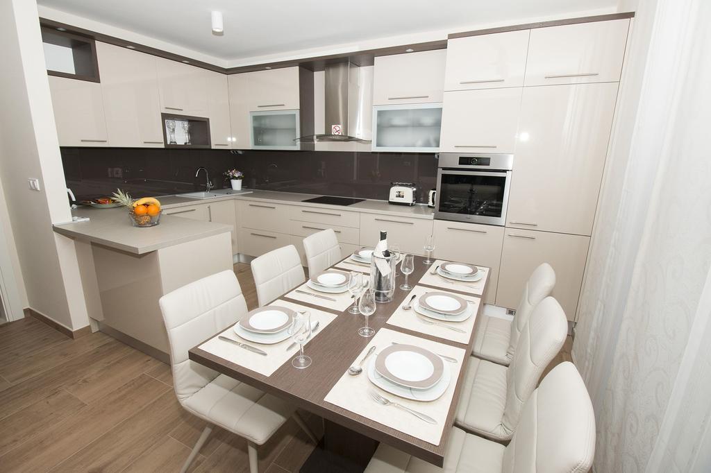 Lct Apartment Laura Omis Luaran gambar