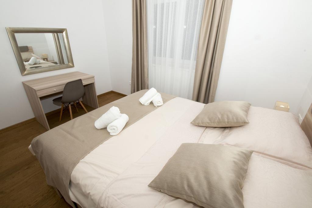Lct Apartment Laura Omis Luaran gambar