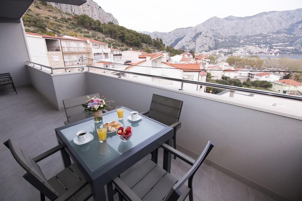 Lct Apartment Laura Omis Luaran gambar